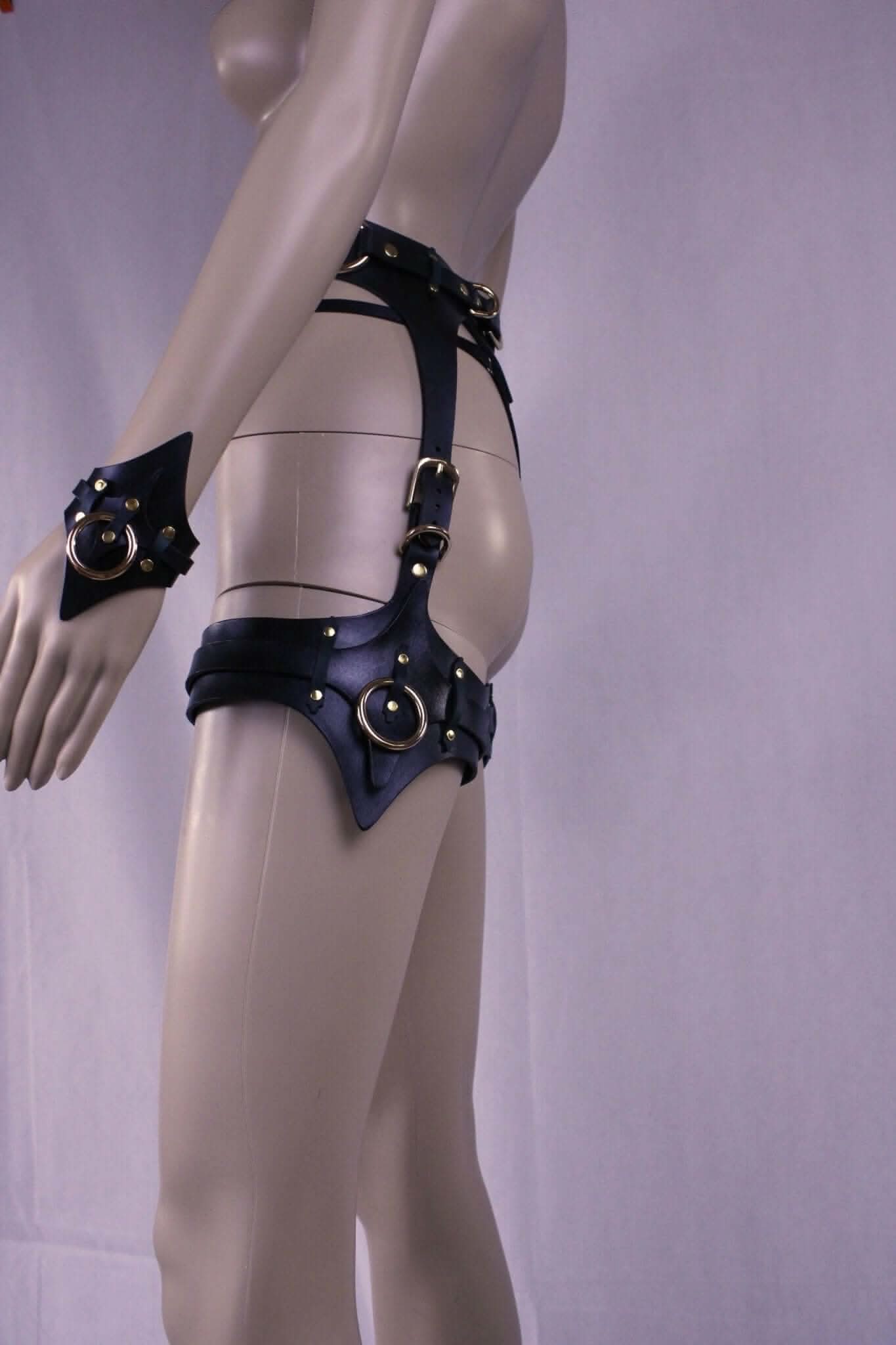 BDSM Gear Leather Thigh Harness  Cuffs Set for BDSM Bondage Play