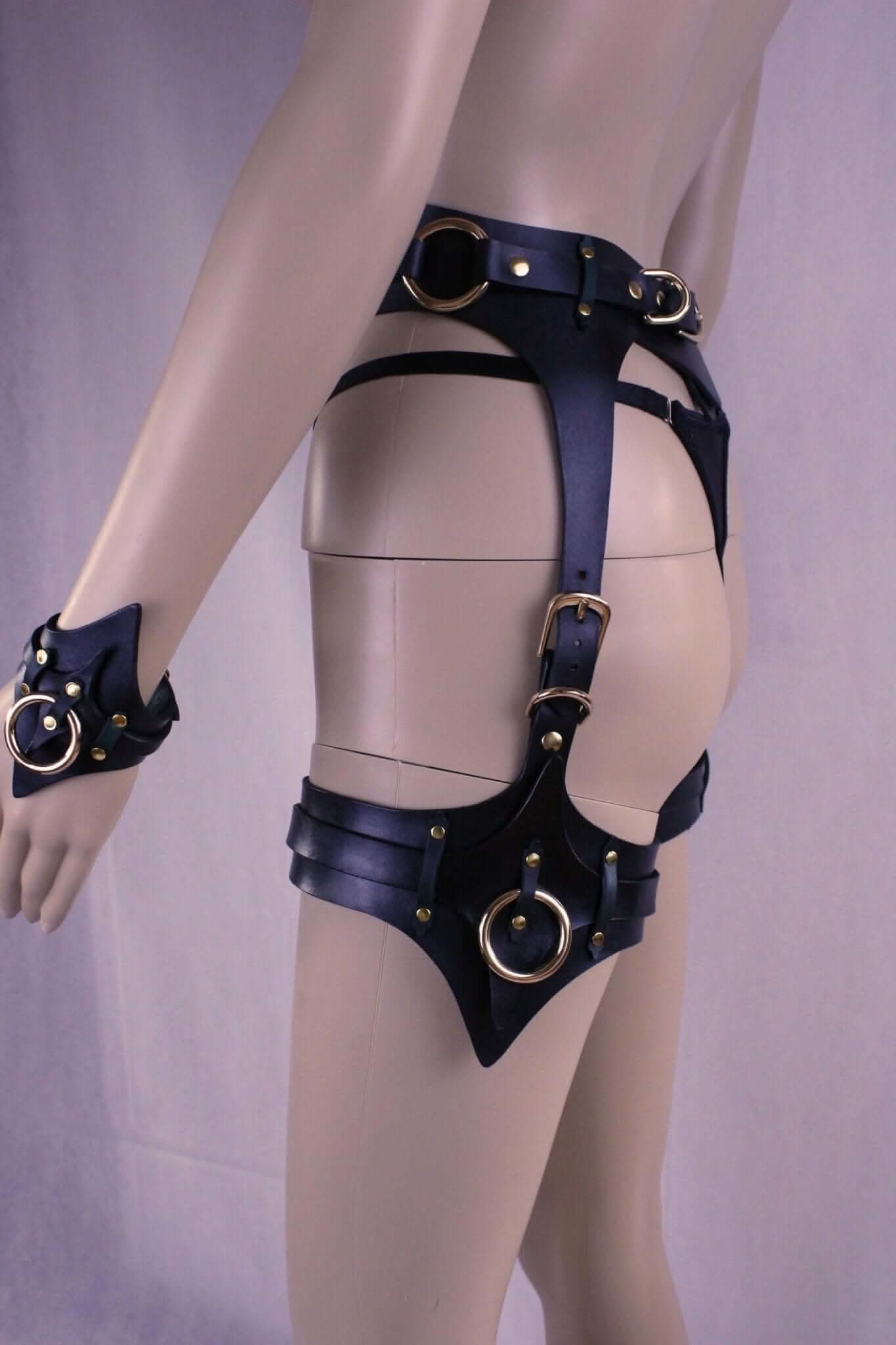 BDSM Gear Leather Thigh Harness  Cuffs Set for BDSM Bondage Play