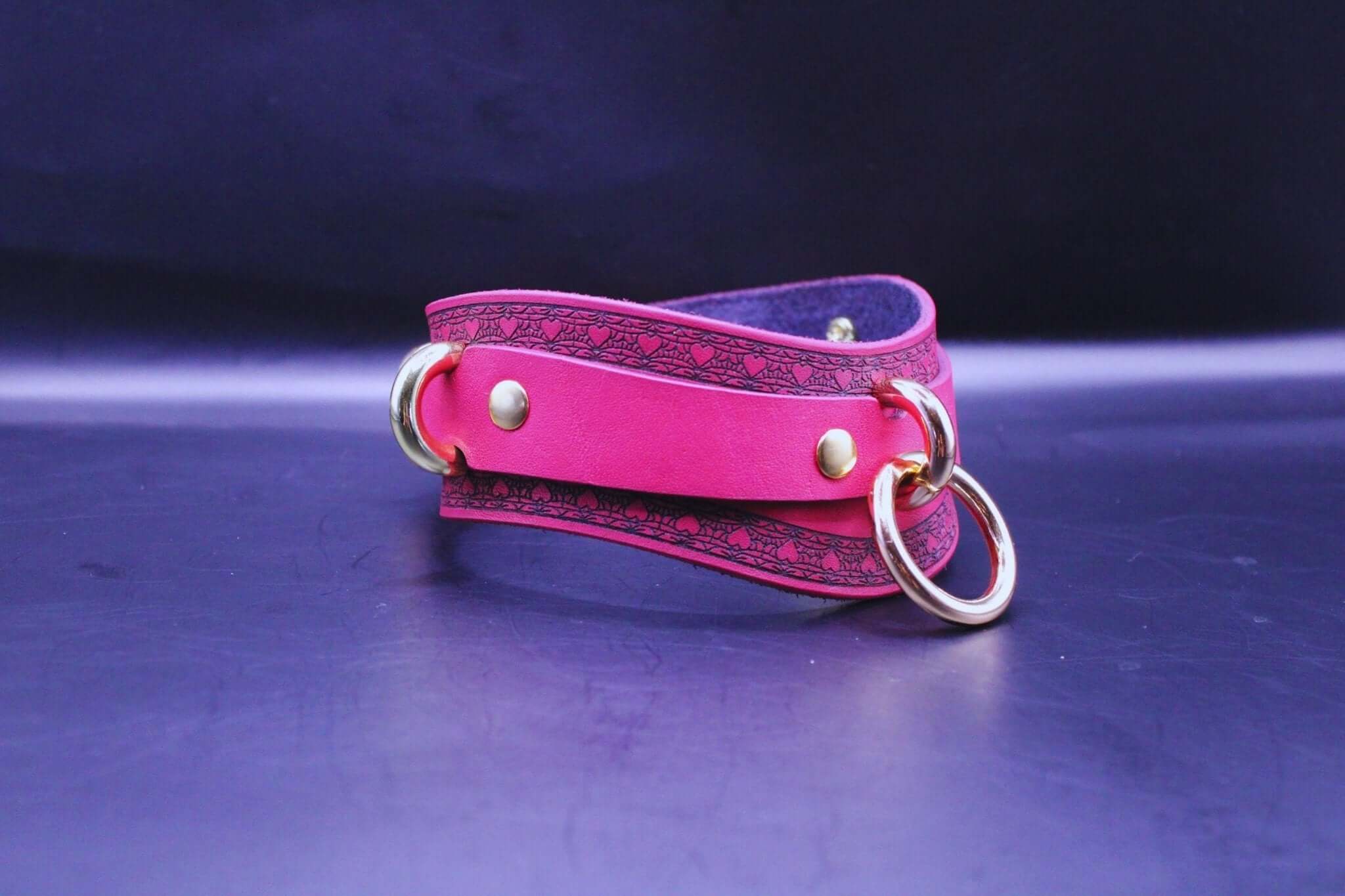 Heart BDSM Collar Sub Collar for BDSM and Petplay